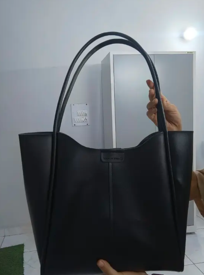 Tote bag for woman/Ladies handbag for office and daily use (black)