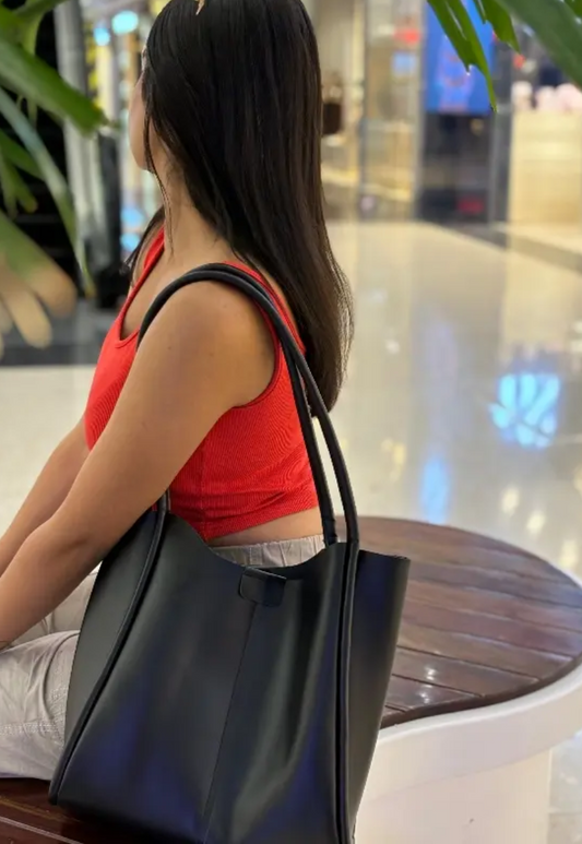 Elegant Black Tote Bag – Perfect Ladies Handbag for Office & Daily Use